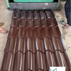 Tôn giả ngói màu nâu đất