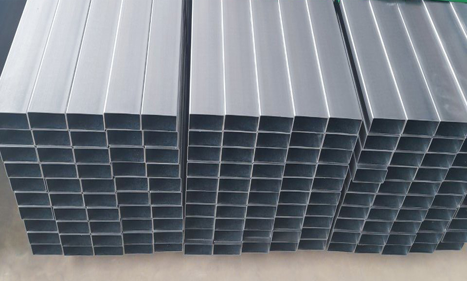 Giá Thép hộp 50x100 mạ kẽm Hòa Phát