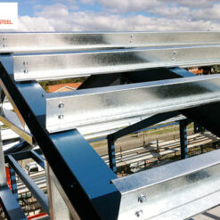 Ứng dụng Xà gồ Z250 vào xây dựng nhà xưởng