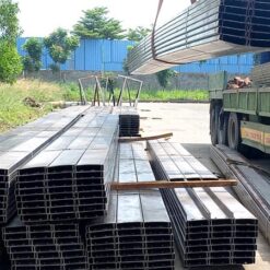 Giao hàng Xà gồ C800