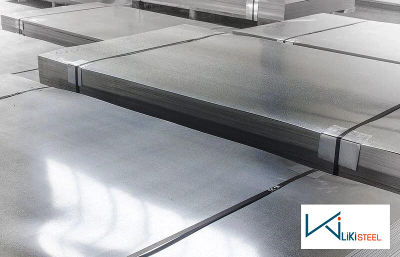 Tấm inox 304 sáng bóng, bề mặt mịn, mang lại độ bền vượt trội và dễ dàng trong khâu vệ sinh bảo trì