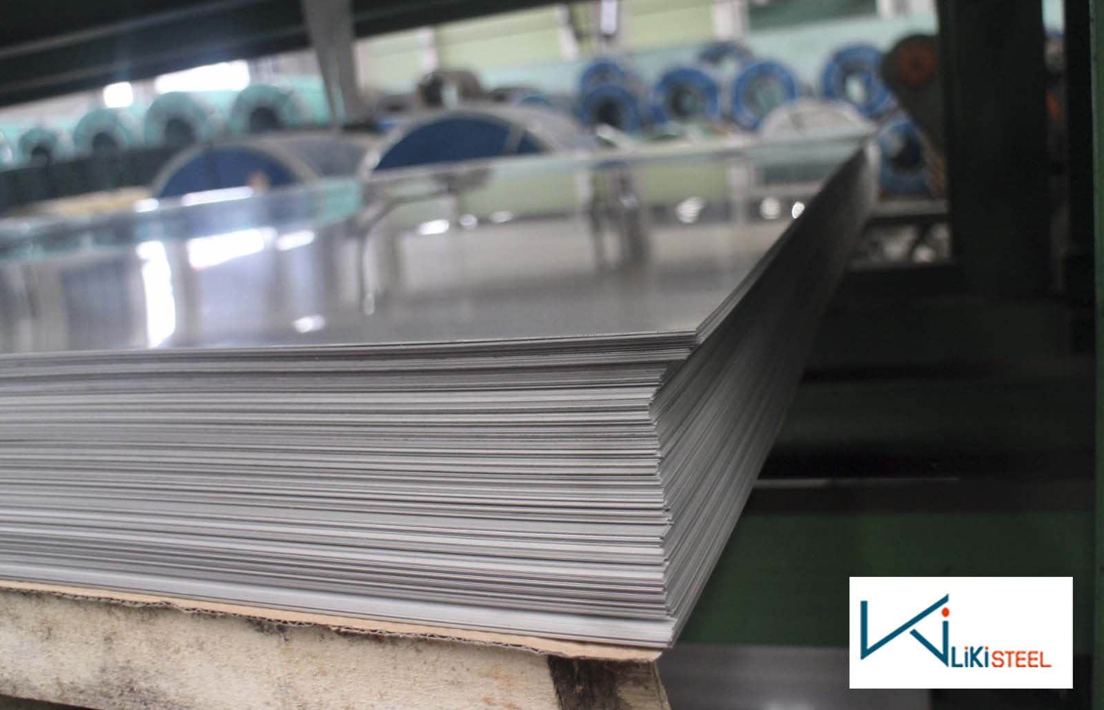 Inox tấm 304 tại LIKI STEEL có độ bền bỉ cao, đáp ứng nhu cầu sử dụng trong ngành công nghiệp và dân dụng
