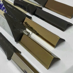 Chất lượng inox 304 trong V inox 10x10 giúp gia tăng độ bền và khả năng chống ăn mòn