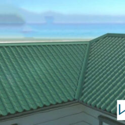 Mái tôn màu xanh ngọc biến ngôi nhà thành điểm nhấn ấn tượng