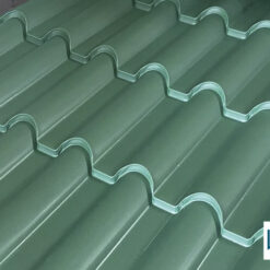 Tôn giả ngói màu xanh rêu mang phong cách truyền thống với độ bền hiện đại