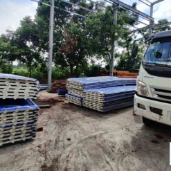 Giá tôn xốp Hoa Sen chiết khấu cao, giao hàng nhanh, kịp tiến độ công trình