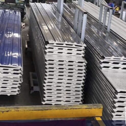 Đặt hàng tôn lạnh 3 lớp Hoa Sen ngay tại hệ thống LIKI STEEL