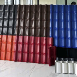 Tole nhựa giả ngói được sản xuất theo tiêu chuẩn chất lượng cao