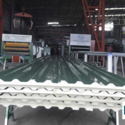 Tôn lạnh xốp cách nhiệt có tuổi thọ cao, không bị mối mọt hay mục nát