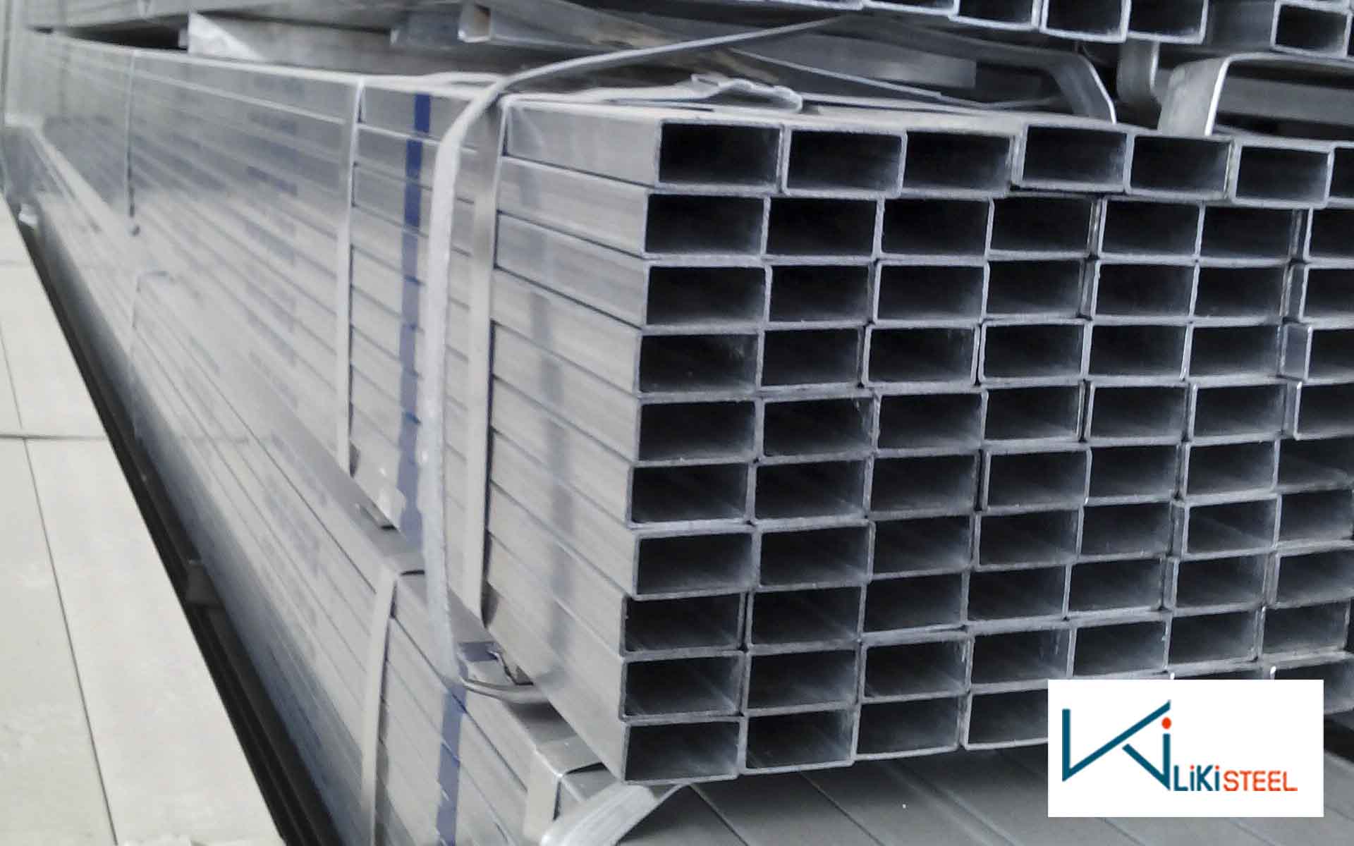 Giá Sắt Hộp 10x30, Thép Hộp 10x30 Sắt hộp 10x30 có kích thước 10x30mm, phù hợp cho khung và nội thất