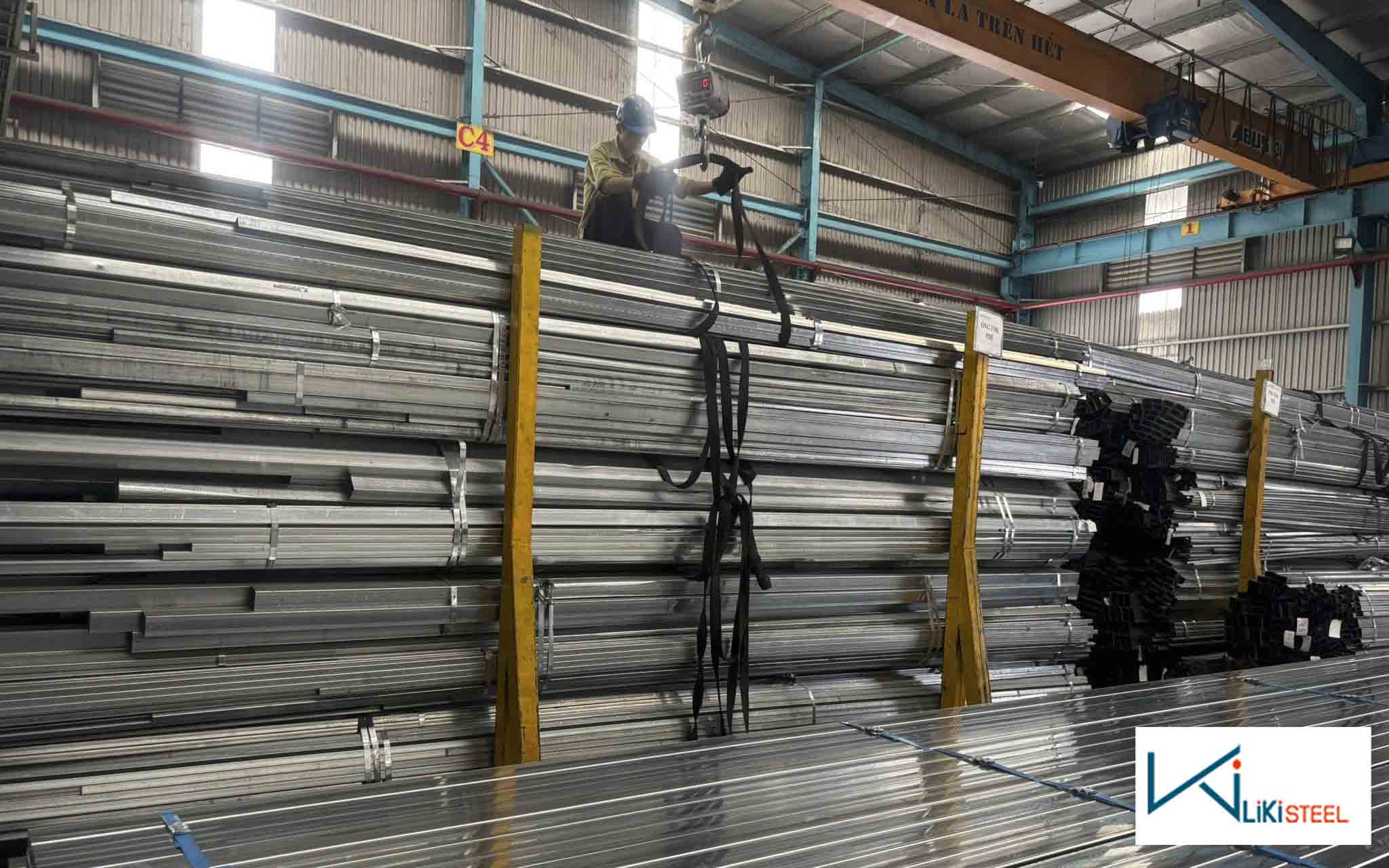 Giá Sắt Hộp 13x26, Thép Hộp 13x26 Giá sắt hộp 13x26 cạnh tranh tại LIKI STEEL