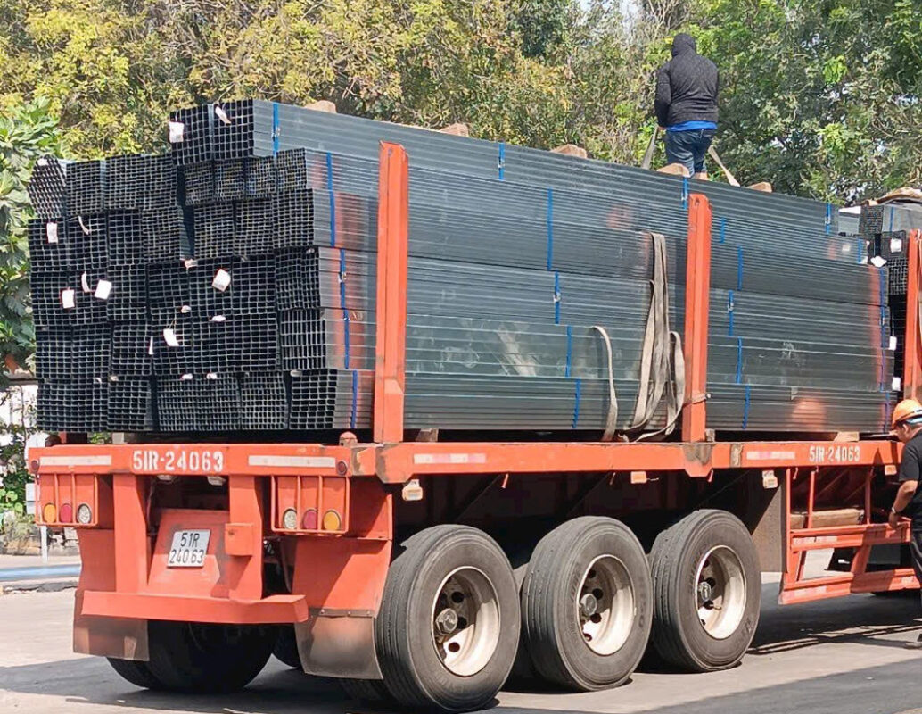 LIKI STEEL cung cấp Thép hộp Hòa Phát
