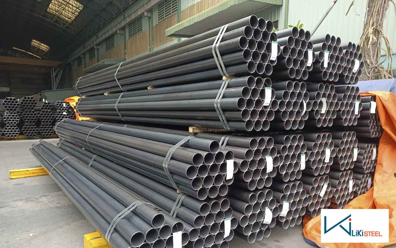 Thép ống mạ kẽm chuẩn bị giao khách hàng LIKI STEEL