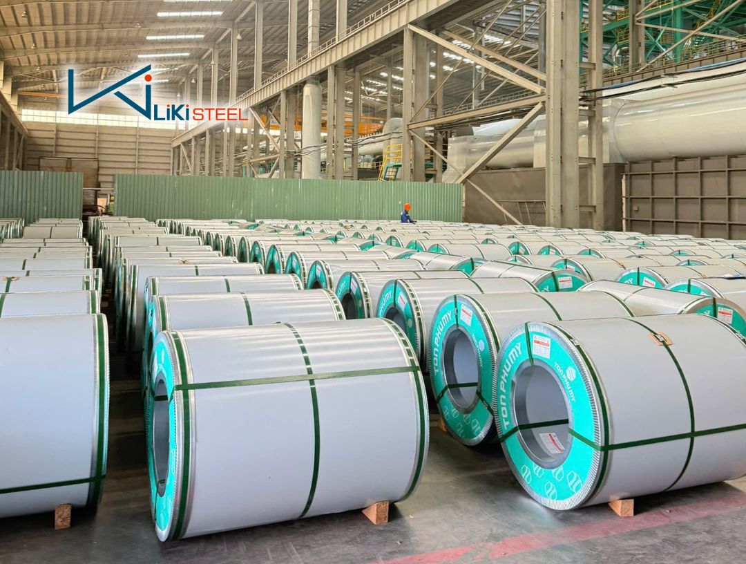 Kiểm tra logo, thông số kỹ thuật, bề mặt tôn và chứng từ giúp khách hàng dễ dàng nhận biết Tôn Cán Sóng Phú Mỹ chính hãng.
