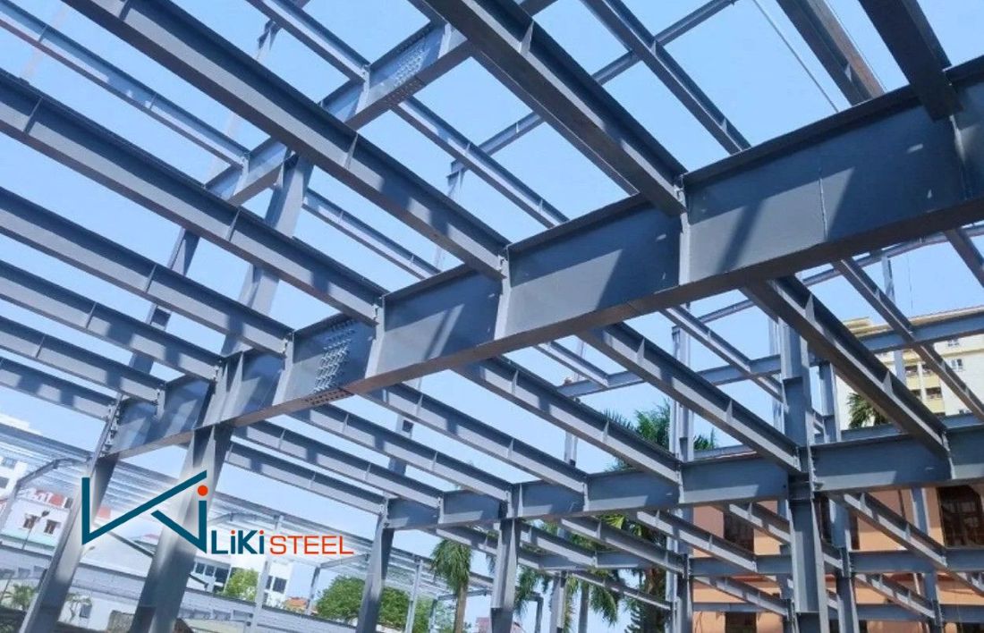 Báo Giá Thép Hình Hòa Phát (H, I, U, V) Mới Nhất | Giá Chuẩn Nhà Máy, CK 5% Thép chữ U Hòa Phát được ứng dụng rộng rãi trong xây dựng và chế tạo cơ khí.